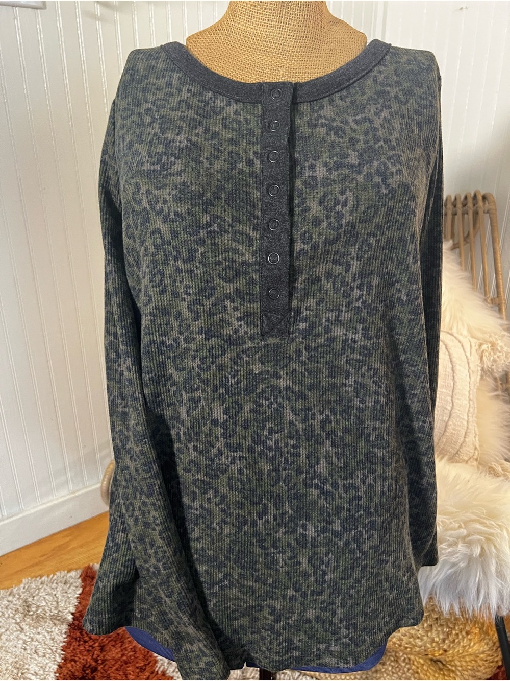 Women’s Long Sleeve Henley Shirt in Olive Green